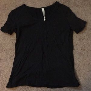 Size 8 women’s lululemon black tee